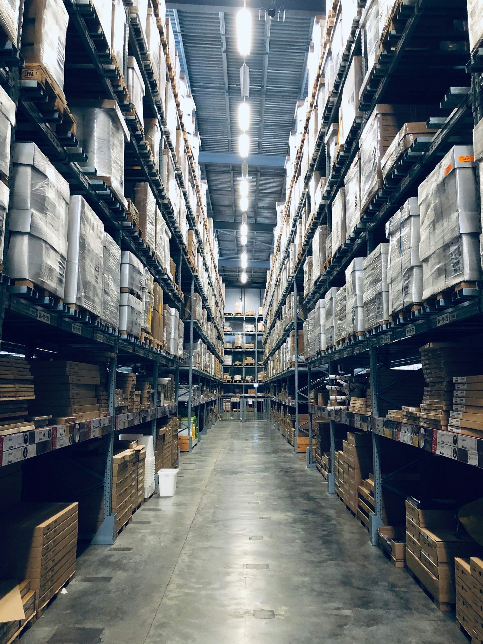 Modern distribution warehouse